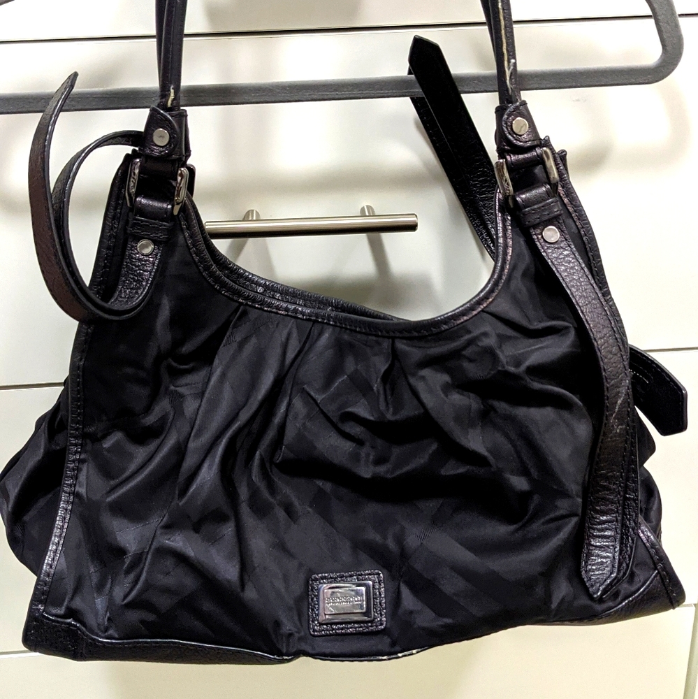 Black Burberry Ashmore